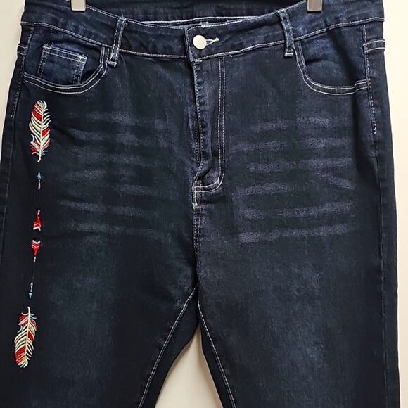 AprPith Womens High Waisted Bell Bottom Embroidered Feathers Jeans Size XXL - Picture 5 of 9